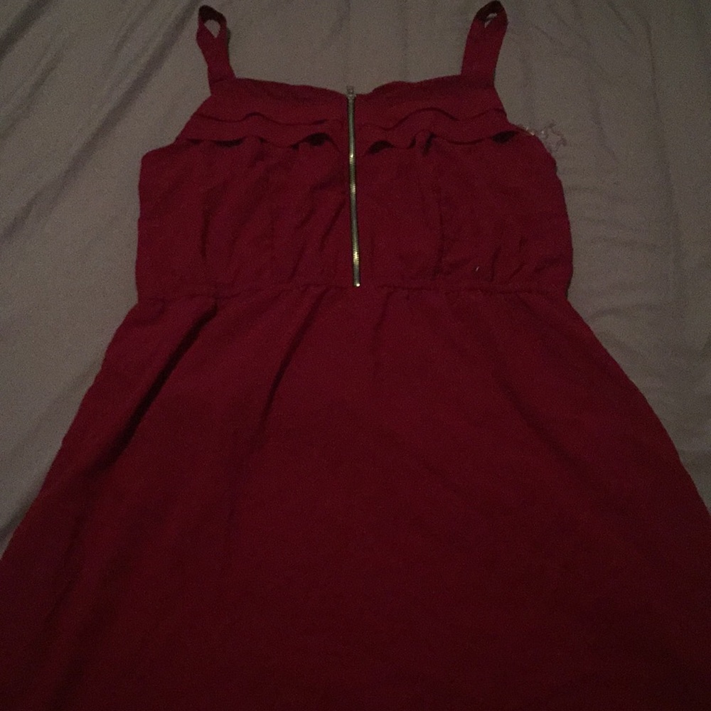 Maroon 2x dress. Tried on once.